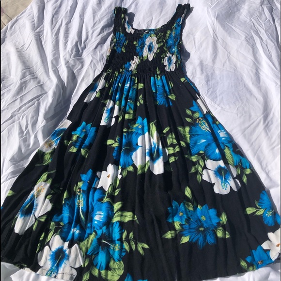 unknown Dresses & Skirts - Hawaiian sun dress
